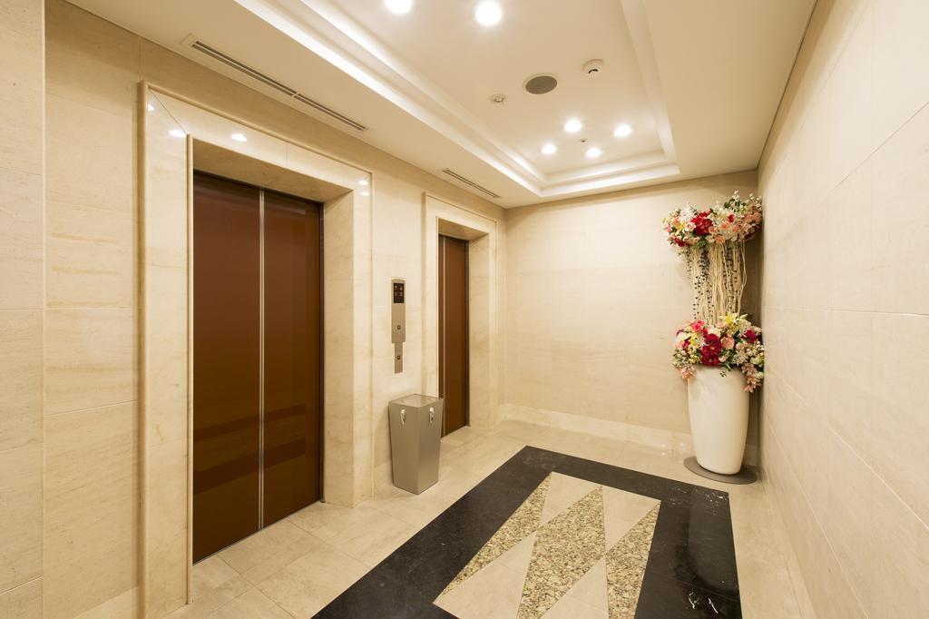 Hotel Villa Fontaine Tokyo-Otemachi Exterior photo
